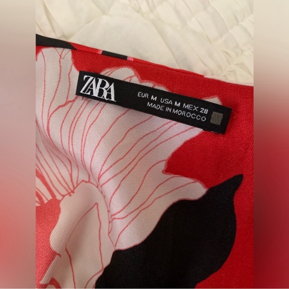 NWOT Zara Floral Kimono Maxi Dress, Medium - Picture 9 of 13